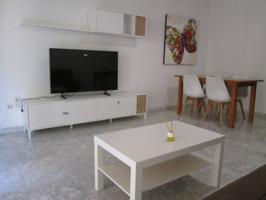 Amplio apartamento de 2 dormitorios en Triunfo Jardín photo 0