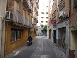 Ancha de Capuchinos ( junto ) cómoda plaza de aparcamiento . photo 0