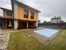 Se vende chalet unifamiliar con piscina en Toró, playa de Llanes photo 0