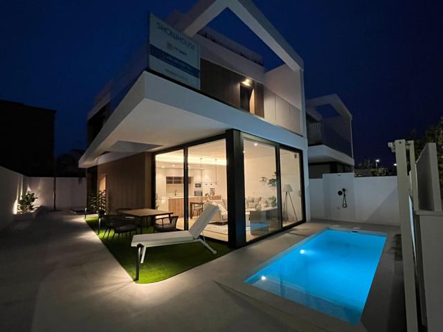 Villa En venta en Pilar de la Horadada photo 0