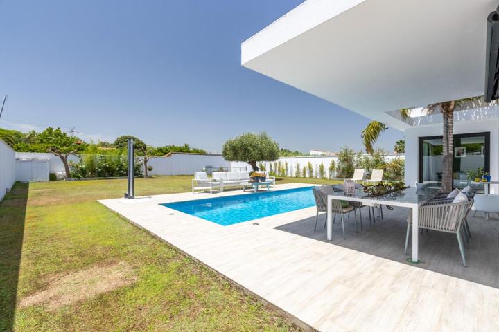 Unifamiliar En venta en Guadacorte, Los Barrios photo 0