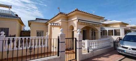 OPORTUNIDAD!!!!! GRAN QUAD CON PISCINA COMUNITARIA photo 0