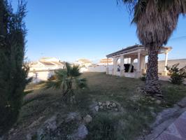 VILLA INDEPENDIENTE CON GRAN PARCELA EN CIUDAD QUESADA photo 0