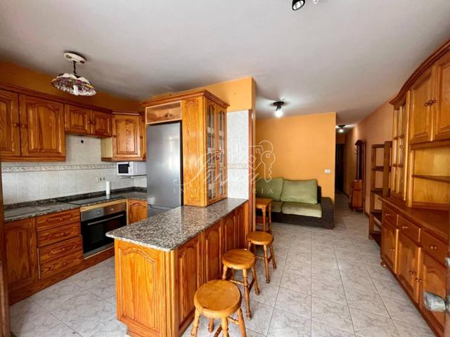 Piso en venta en Puerto de Naos photo 0