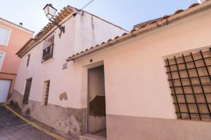 Amplia vivienda de 353 m² en el casco antiguo de Pliego photo 0