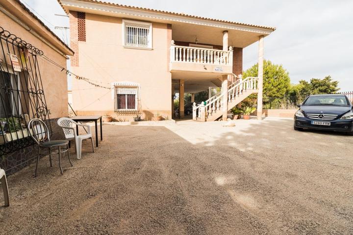 Chalet con piscina y gran parcela en plena huerta de La Albatalía (Murcia) photo 0