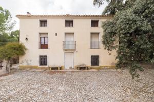 Gran casa rústica de estilo italiano de unos 300 años de antigüedad photo 0