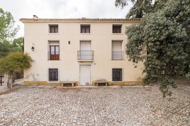 Gran casa rústica de estilo italiano de unos 300 años de antigüedad photo 0