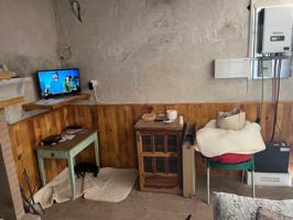 Casa Semireformada con gran Terreno (El Berro ) photo 0