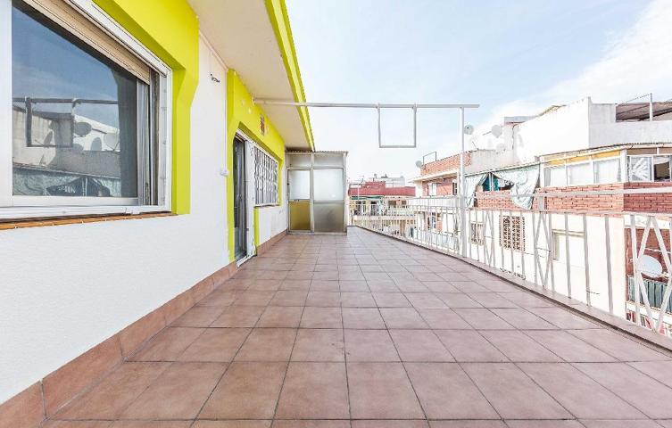 Piso En venta en La Salut - Lloreda, Badalona photo 0