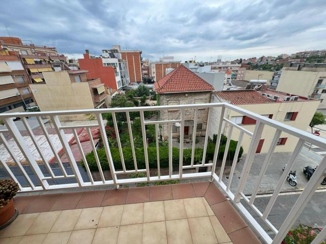 Piso En venta en Bufala, Badalona photo 0