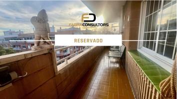 Piso En venta en Bufala, Badalona photo 0