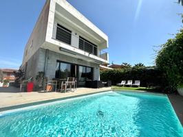 Casa En venta en Pinemar, Pineda De Mar photo 0