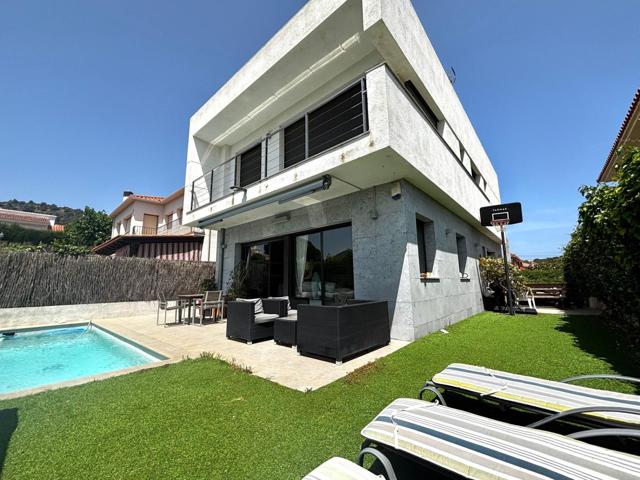 Casa En venta en Pinemar, Pineda De Mar photo 0