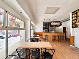 Local En alquiler en Centro, Badalona photo 0