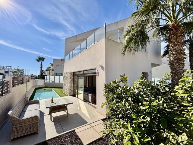 Casa En venta en Pueblo 4, Benijofar photo 0