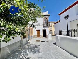 Casa en venta en Ogíjares photo 0