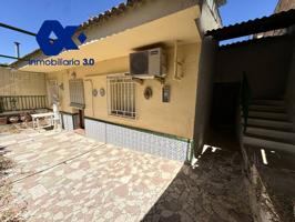 Casa en venta en Huétor Vega photo 0