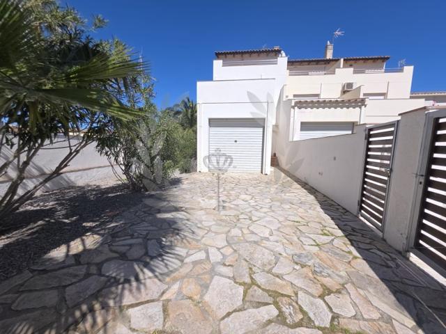 Casa En venta en Roses photo 0