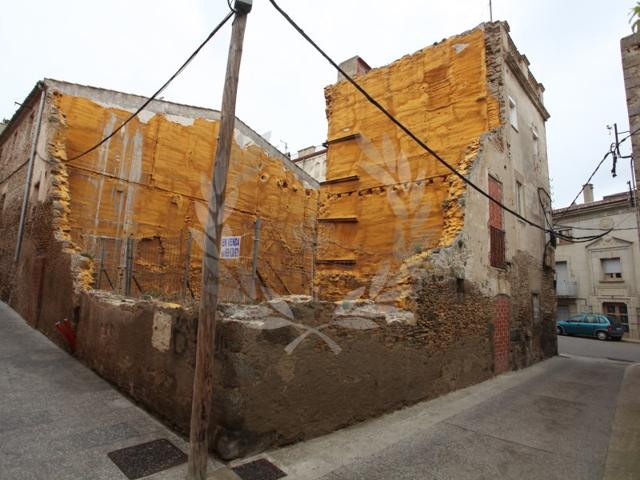 Terreno Urbanizable En venta en Castellonou, Castelló D'Empúries photo 0