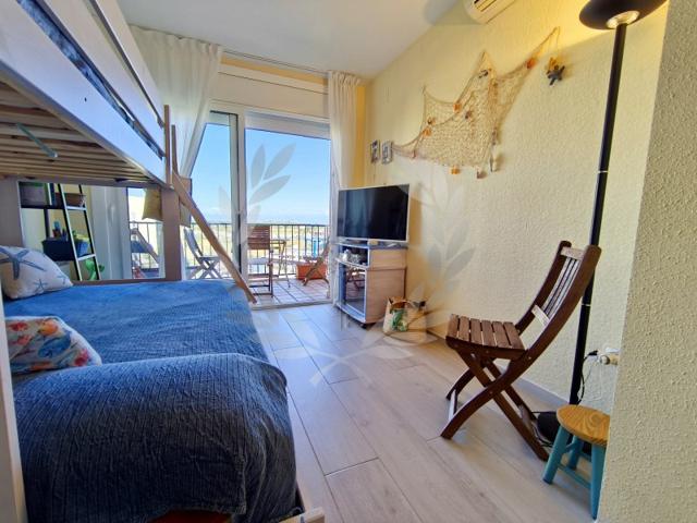 Piso En venta en Roses photo 0