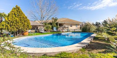 Villa En venta en Fuente el Saz de Jarama photo 0