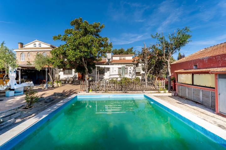 Villa En venta en Las Rozas de Madrid photo 0
