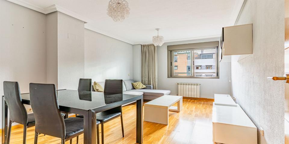 Piso En venta en Palomeras Sureste photo 0