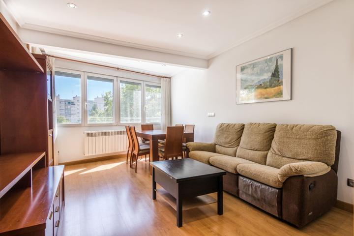 Piso En alquiler en Pinar del Rey photo 0