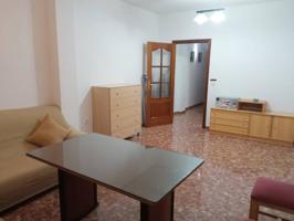 PISO EN ALQUILER POR HABITACIONES photo 0
