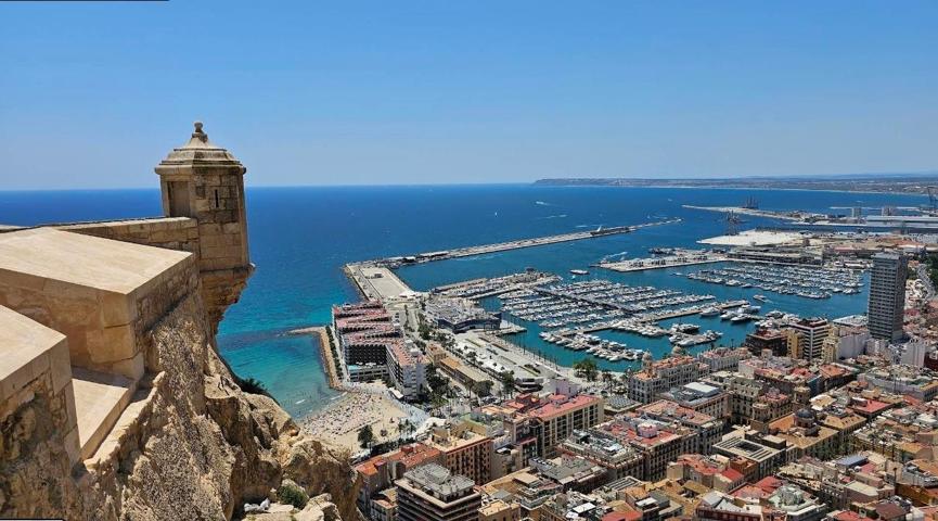 VIVIENDA EN ALICANTE photo 0