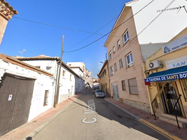 VIVIVENDA EN CASARRUBIOS DEL MONTE. photo 0