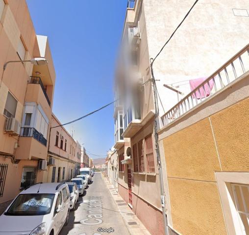 Vivienda en Almeria , zona Barrio San Luis photo 0