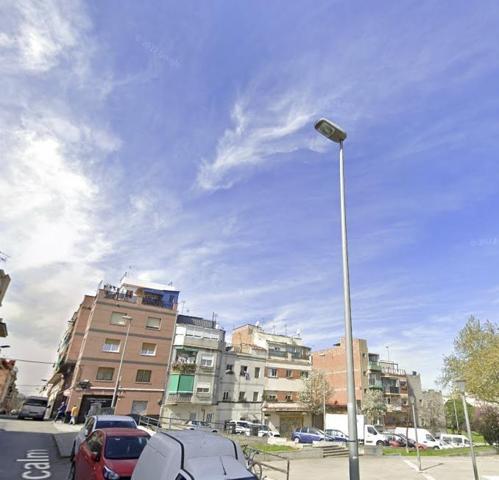 PISO EN BADALONA photo 0
