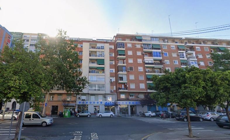 PISO EN VALENCIA photo 0