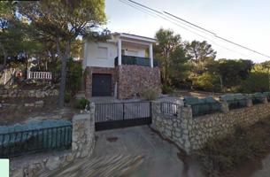 VIVIENDA EN ALBALATE DE ZORITA. photo 0