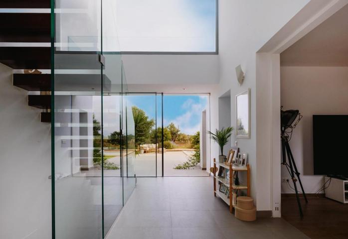 Villa moderna y luminosa en Mallorca para amantes de la arquitectura photo 0