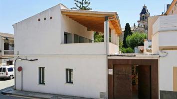Casa Independiente en el Corazón de Santa Maria: Una Oportunidad Única e Irrepetible photo 0