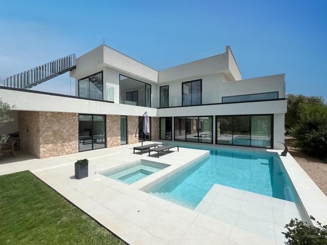 Impresionante y vanguardista villa de lujo photo 0
