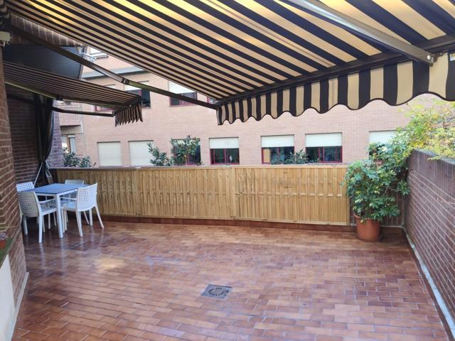 Excelente piso con terraza en el centro de Logroño con garaje photo 0
