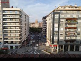 Gran piso todo exterior en el centro de Logroño photo 0