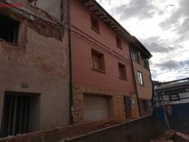 Casa para reformar en Santa Coloma. La Rioja photo 0