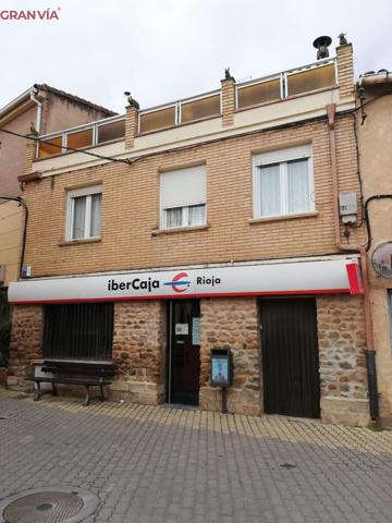 Casa y local a la venta en Agoncillo photo 0