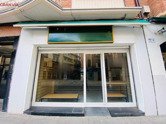 Local en alquiler en pleno centro photo 0