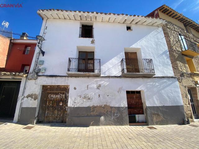 Casa en venta en Villamediana de Iregua photo 0