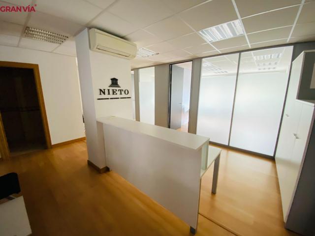 Oficina en Alquiler photo 0