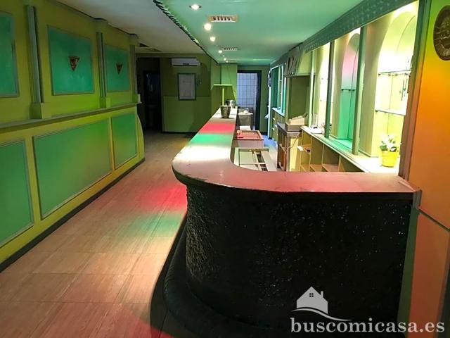 Local en venta en Linares de 140 m2 photo 0