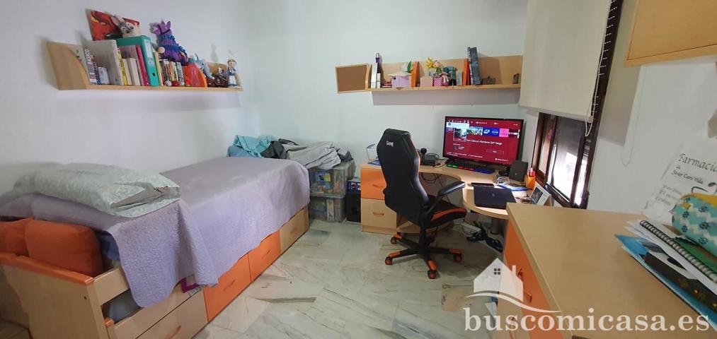 Piso en venta en Linares de 75 m2 photo 0