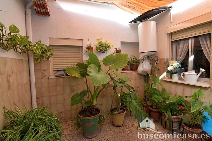 Adosado en venta en Linares de 265 m2 photo 0