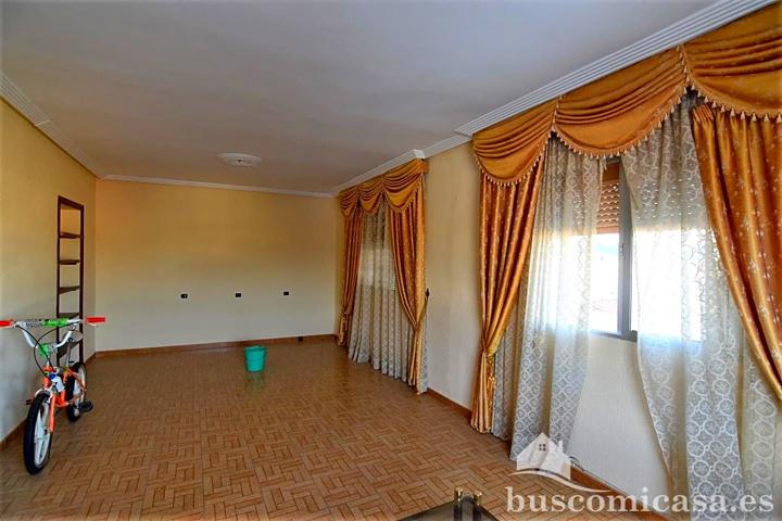 Piso en venta en Estación Linares-Baeza de 130 m2 photo 0